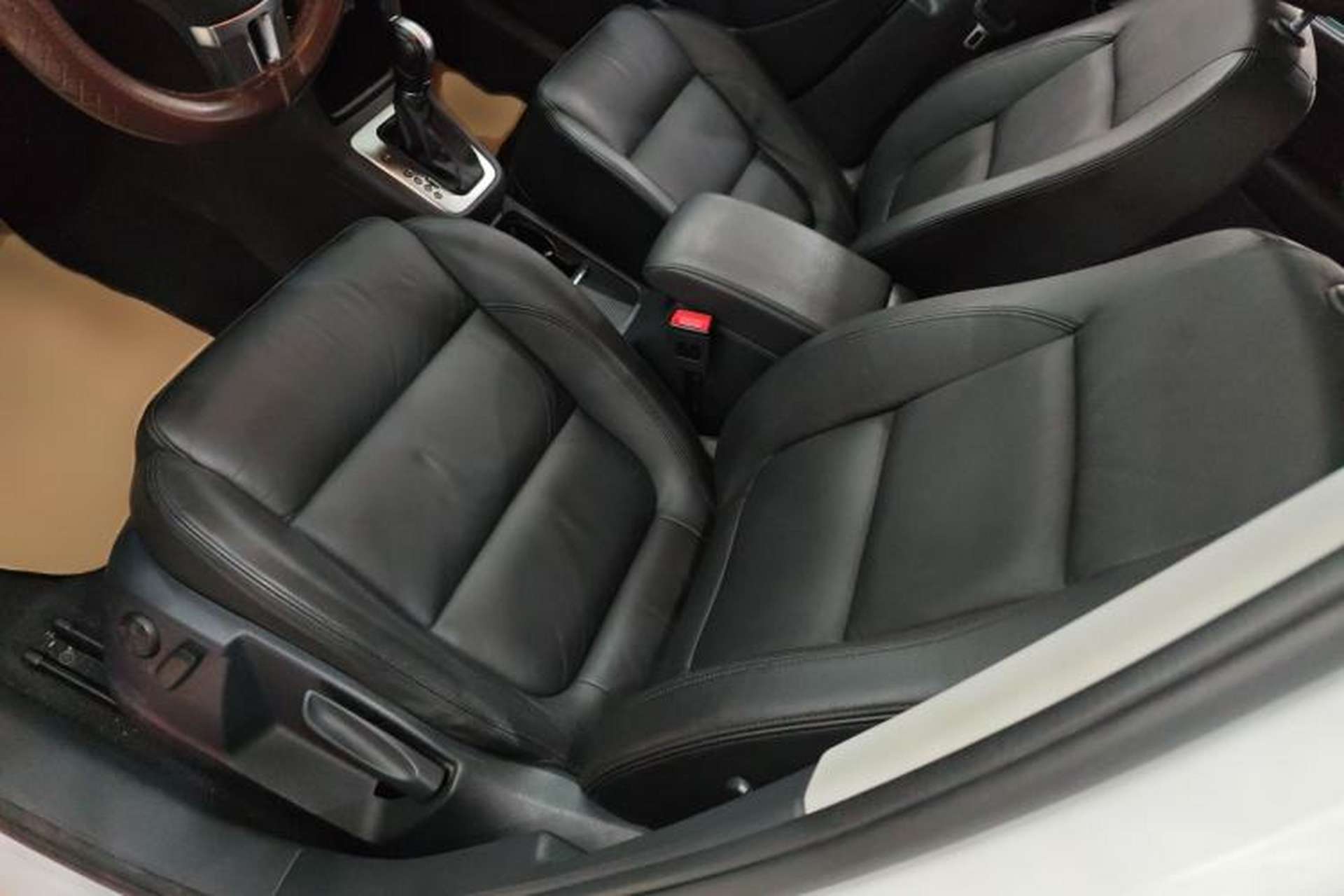 Used Volkswagen Sharan 2014 2.0 TSI Comfort Model Left Front Seat