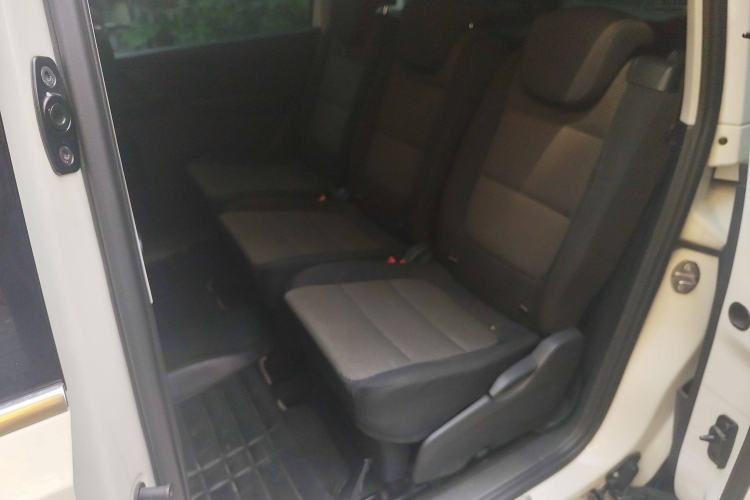 Used Volkswagen Sharan 2014 2.0 TSI Standard Model Left Rear Seat