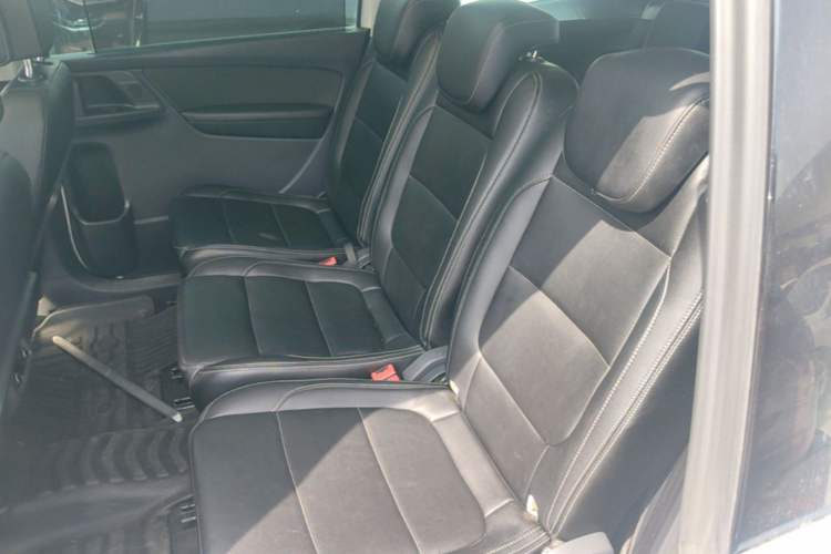 Used Volkswagen Sharan 2014 2.0 TSI Standard Model Left Rear Seat