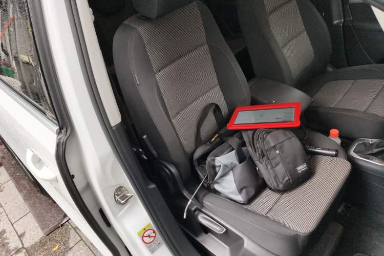 Used Volkswagen Sharan 2014 2.0 TSI Standard Model Right Front Seat