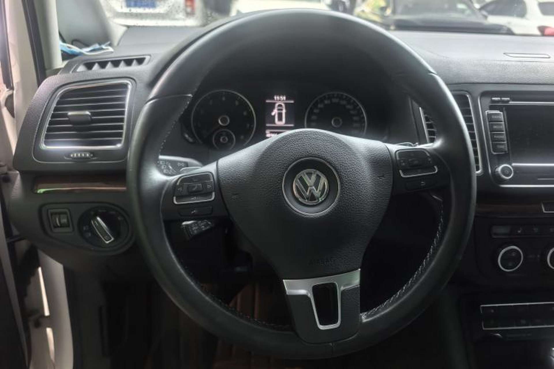 Used Volkswagen Sharan 2014 2.0 TSI Luxury Model Steering Wheel