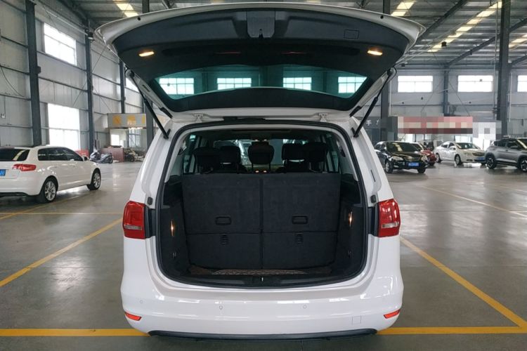Used Volkswagen Sharan 2014 2.0 TSI Standard Model Trunk