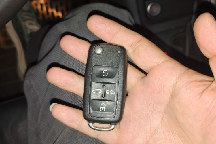 Used Volkswagen Sharan 2014 2.0 TSI Luxury Model Vehicle Key