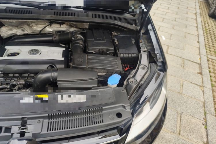 Used Volkswagen Sharan 2015 1.8TSI Comfort Model Engine Bay Left