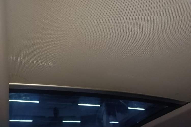 Used Volkswagen Sharan 2015 1.8TSI Comfort Model Headliner