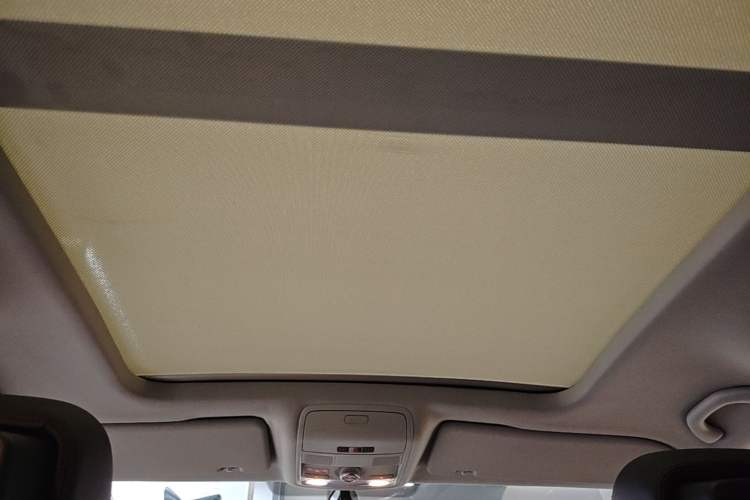 Used Volkswagen Sharan 2015 1.8TSI Comfort Model Headliner