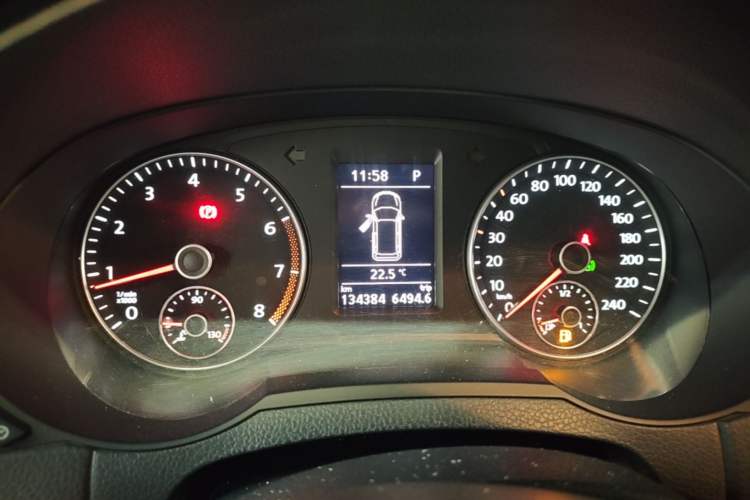 Used Volkswagen Sharan 2015 1.8TSI Comfort Model Instrument Cluster