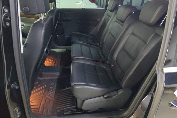 Used Volkswagen Sharan 2015 1.8TSI Comfort Model Left Rear Seat