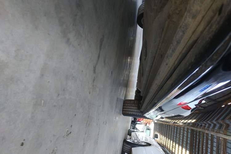 Used Volkswagen Sharan 2015 1.8TSI Comfort Model Left Side Sill