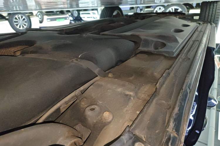 Used Volkswagen Sharan 2015 1.8TSI Comfort Model Left Side Sill