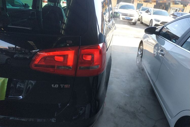 Used Volkswagen Sharan 2015 1.8TSI Comfort Model Right Rear Taillight