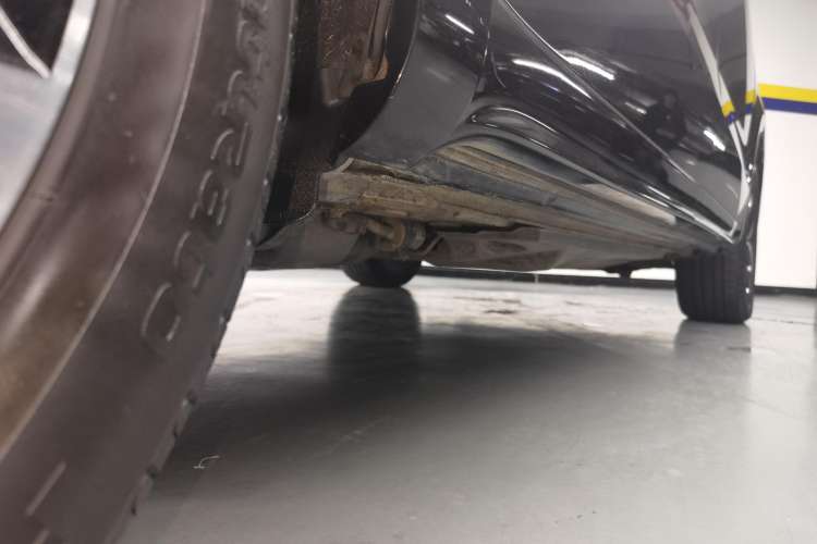 Used Volkswagen Sharan 2015 1.8TSI Comfort Model Right Side Sill