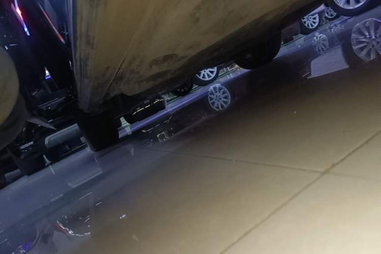 Used Volkswagen Sharan 2015 1.8TSI Comfort Model Right Side Sill