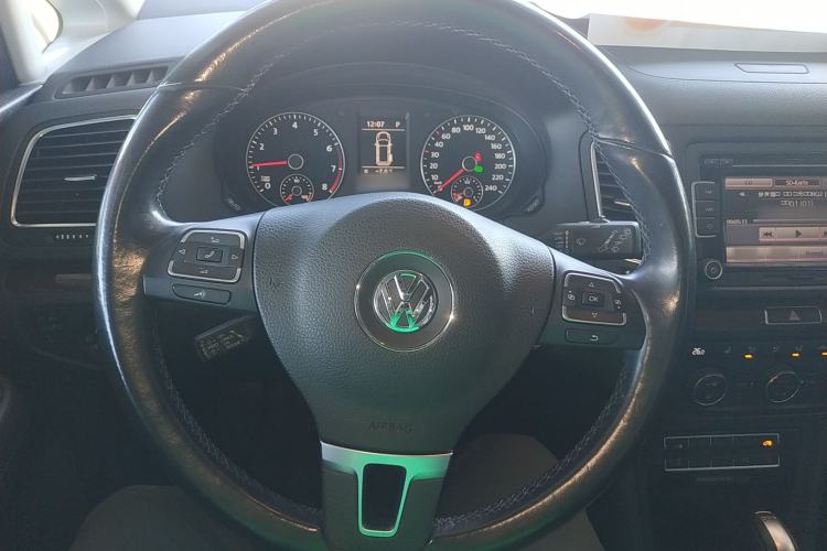 Used Volkswagen Sharan 2015 1.8TSI Comfort Model Steering Wheel