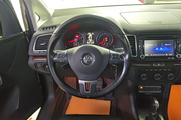 Used Volkswagen Sharan 2015 1.8TSI Comfort Model Steering Wheel