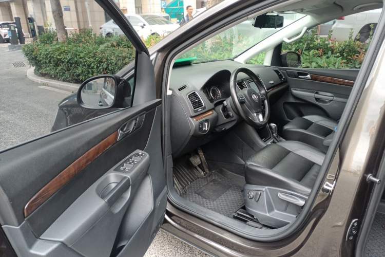 Used Volkswagen Sharan 2015 1.8TSI Comfort Model Driver Seat