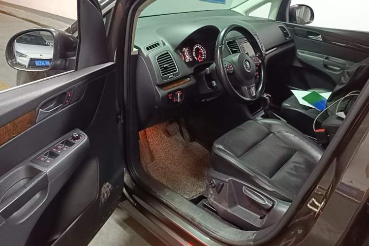 Used Volkswagen Sharan 2015 1.8TSI Comfort Model Driver Seat