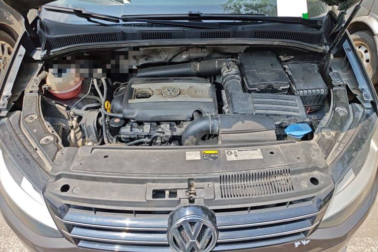 Used Volkswagen Sharan 2015 1.8TSI Comfort Model Engine Bay