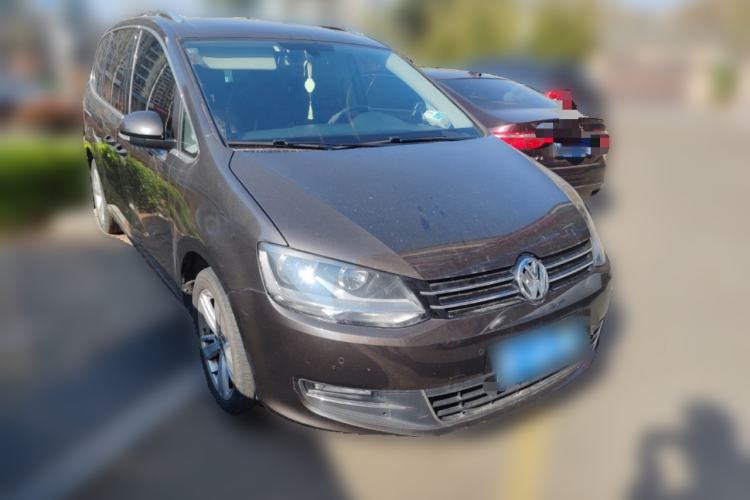 Used Volkswagen Sharan 2015 1.8TSI Comfort Model Front Right 45 Deg