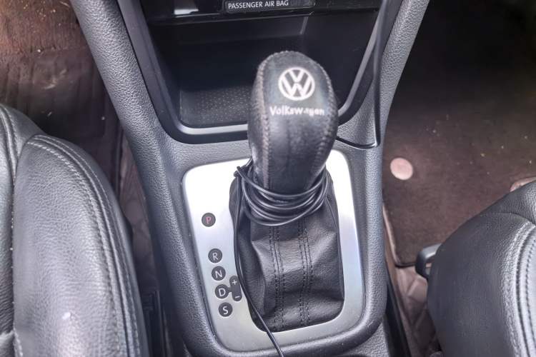 Used Volkswagen Sharan 2015 1.8TSI Comfort Model Gear Lever
