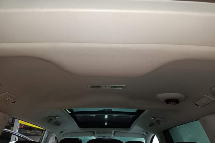 Used Volkswagen Sharan 2015 1.8TSI Comfort Model Headliner