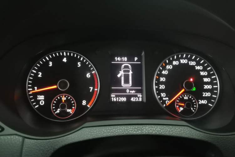 Used Volkswagen Sharan 2015 1.8TSI Comfort Model Instrument Cluster