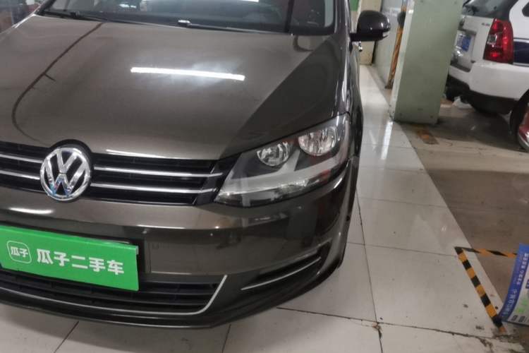 Used Volkswagen Sharan 2015 1.8TSI Comfort Model Left Front Headlight
