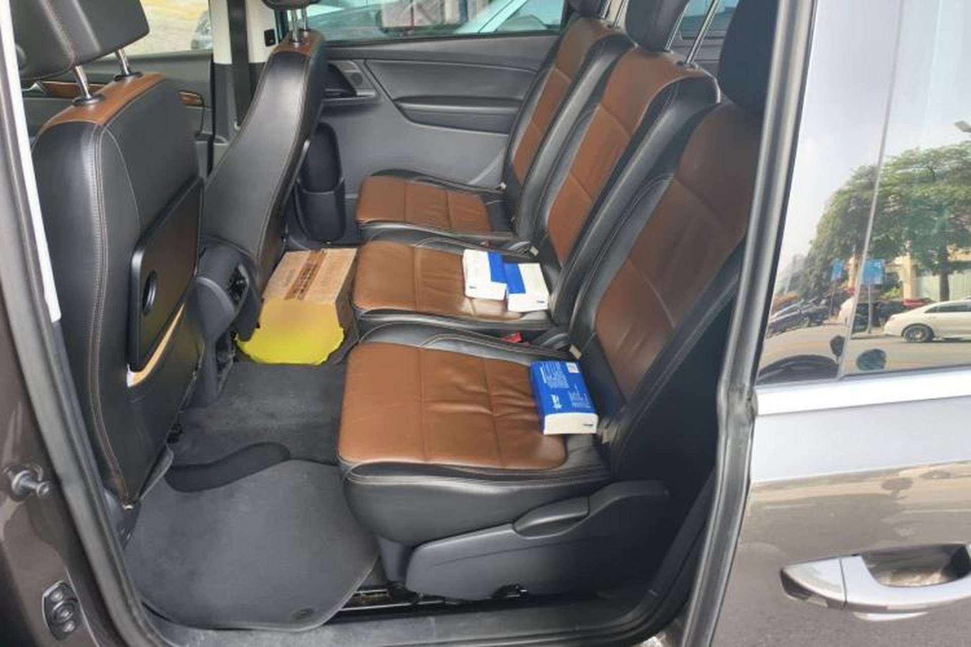 Used Volkswagen Sharan 2015 1.8TSI Comfort Model Left Rear Seat