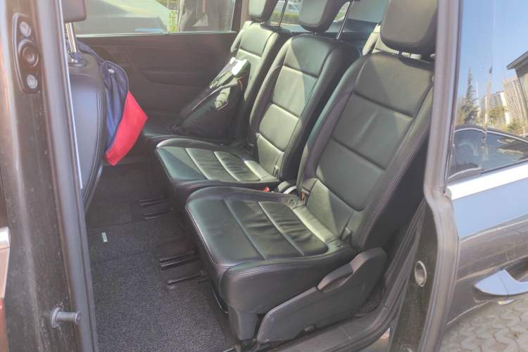 Used Volkswagen Sharan 2015 1.8TSI Comfort Model Left Rear Seat