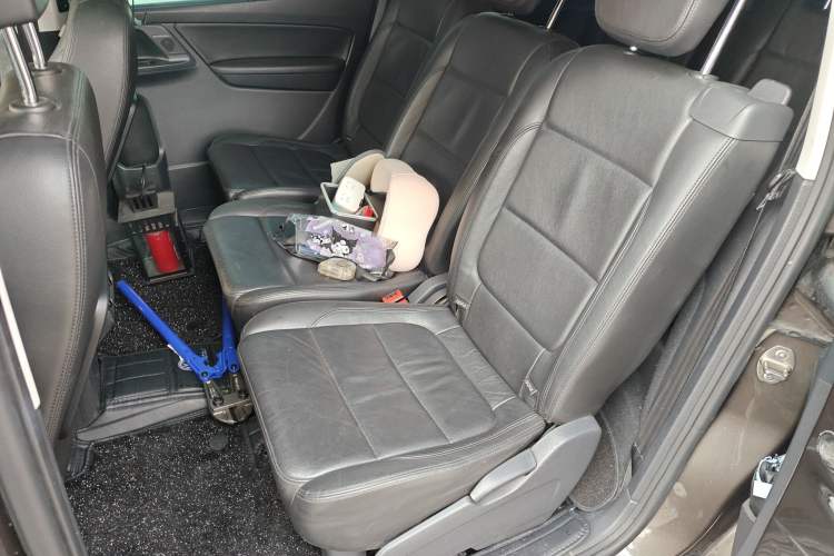 Used Volkswagen Sharan 2015 1.8TSI Comfort Model Left Rear Seat