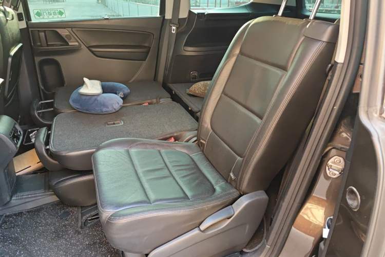 Used Volkswagen Sharan 2015 1.8TSI Comfort Model Left Rear Seat