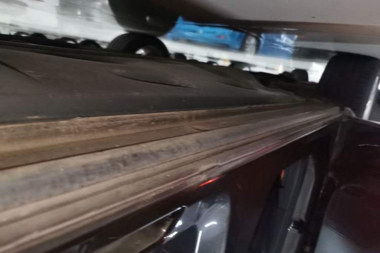 Used Volkswagen Sharan 2015 1.8TSI Comfort Model Left Side Sill