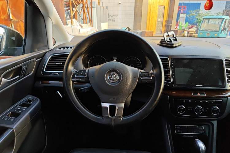 Used Volkswagen Sharan 2015 1.8TSI Comfort Model Steering Wheel