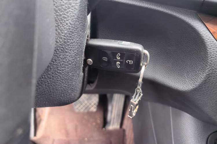 Used Volkswagen Sharan 2015 1.8TSI Comfort Model Vehicle Key