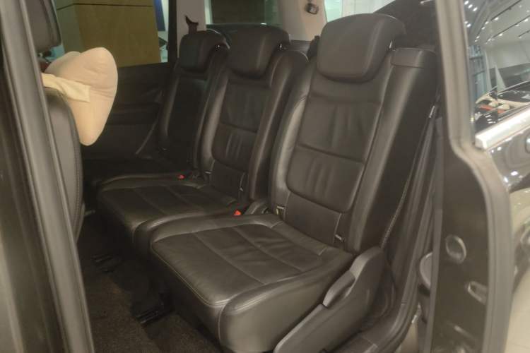Used Volkswagen Sharan 2015 1.8TSI Comfort Model Left Rear Seat