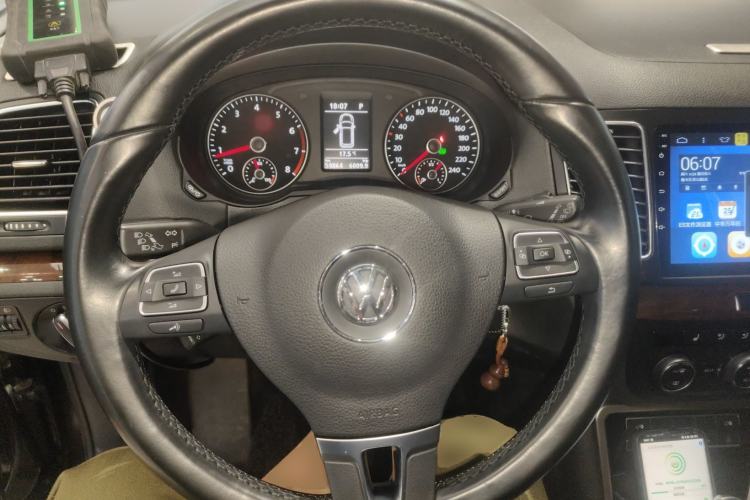 Used Volkswagen Sharan 2015 1.8TSI Comfort Model Steering Wheel