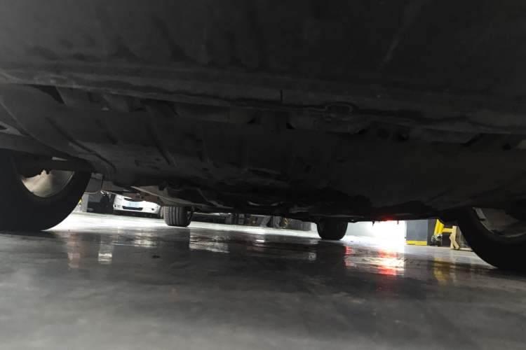 Used Volkswagen Sharan 2015 1.8TSI Comfort Model Chassis Front