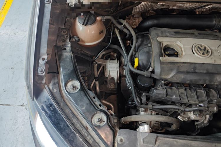 Used Volkswagen Sharan 2015 1.8TSI Comfort Model Engine Bay Right