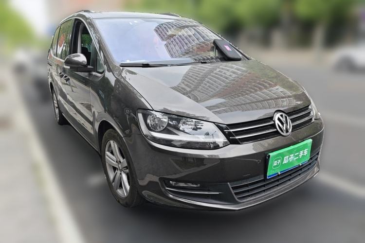 Used Volkswagen Sharan 2015 1.8TSI Comfort Model Front Right 45 Deg