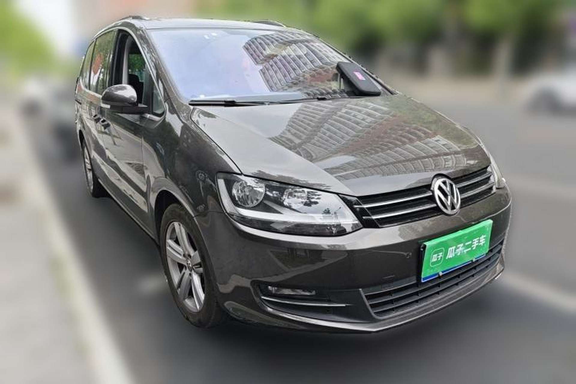 Used Volkswagen Sharan 2015 1.8TSI Comfort Model Front Right 45 Deg