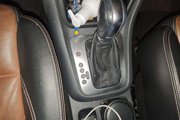 Used Volkswagen Sharan 2015 1.8TSI Comfort Model Gear Lever