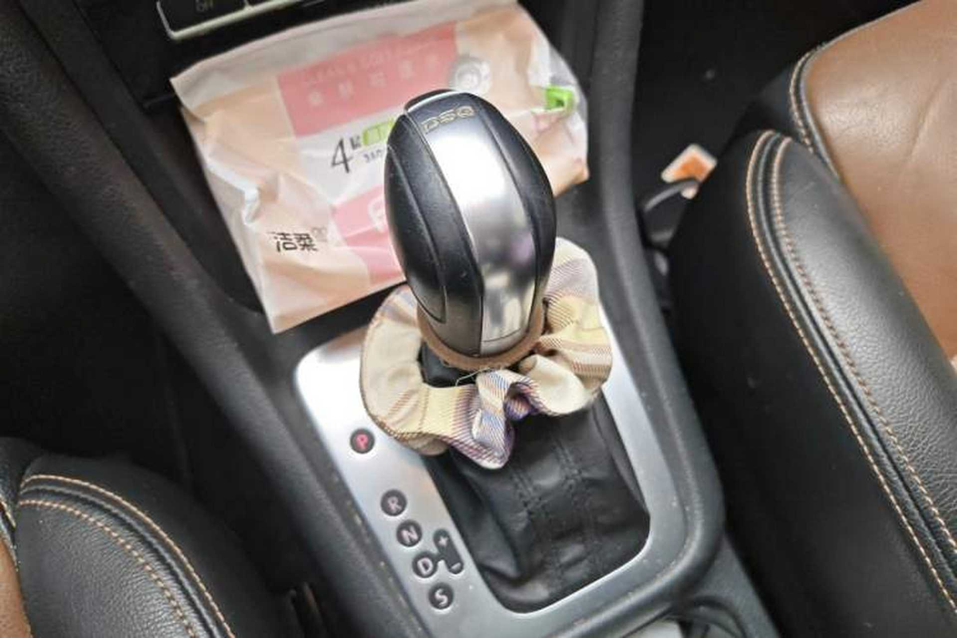 Used Volkswagen Sharan 2015 1.8TSI Comfort Model Gear Lever