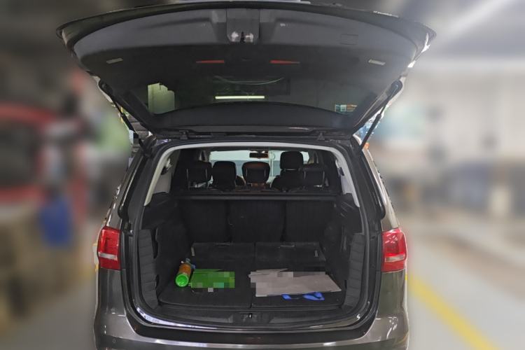 Used Volkswagen Sharan 2015 1.8TSI Comfort Model Trunk