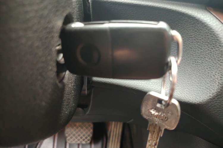 Used Volkswagen Sharan 2015 1.8TSI Comfort Model Vehicle Key