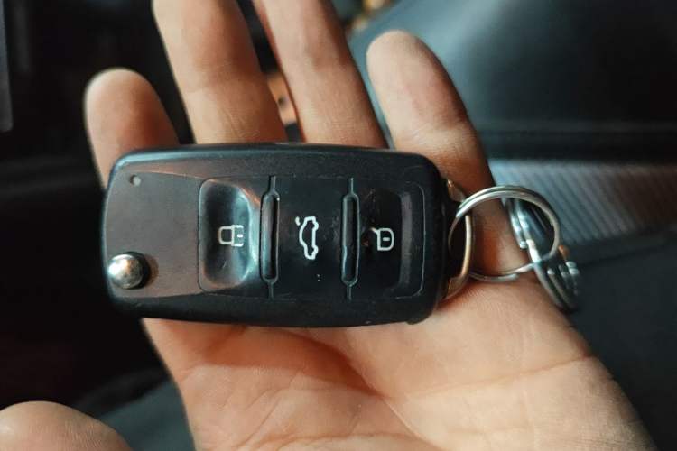Used Volkswagen Sharan 2015 1.8TSI Comfort Model Vehicle Key