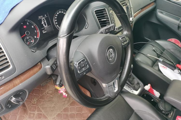 Used Volkswagen Sharan 2015 1.8TSI Comfort Model Steering Wheel