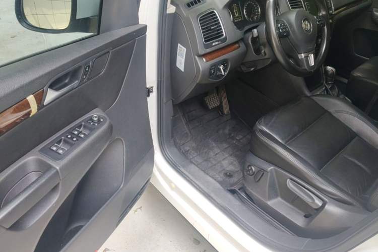 Used Volkswagen Sharan 2015 1.8TSI Comfort Model Driver Seat