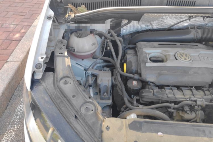 Used Volkswagen Sharan 2015 1.8TSI Comfort Model Engine Bay Right