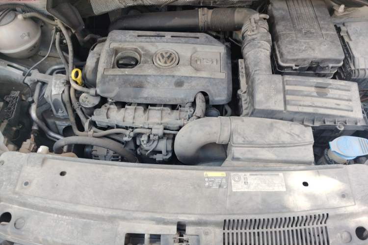 Used Volkswagen Sharan 2015 1.8TSI Comfort Model Engine Bay