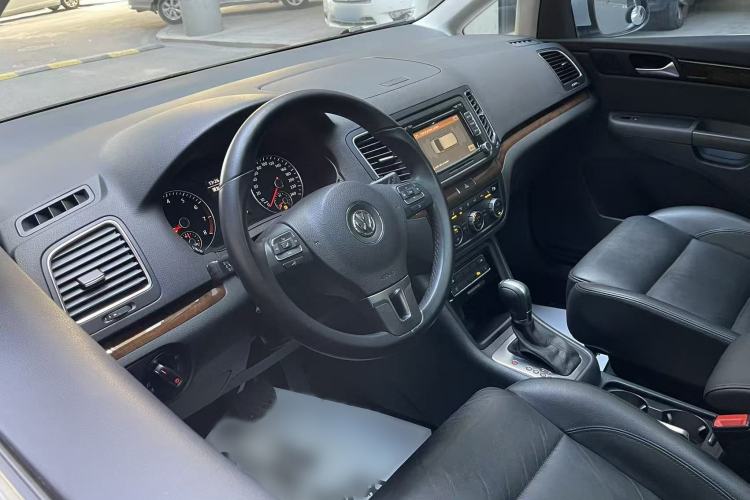 Used Volkswagen Sharan 2015 1.8TSI Comfort Model Interior 3